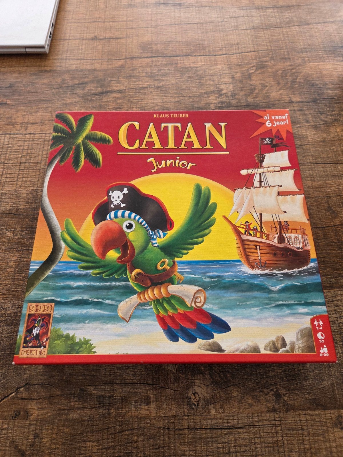 Catan Junior Bordspel - Avontuur voor Jonge Piraten, Hobby en Vrije tijd, Gezelschapsspellen | Bordspellen, Drie of vier spelers