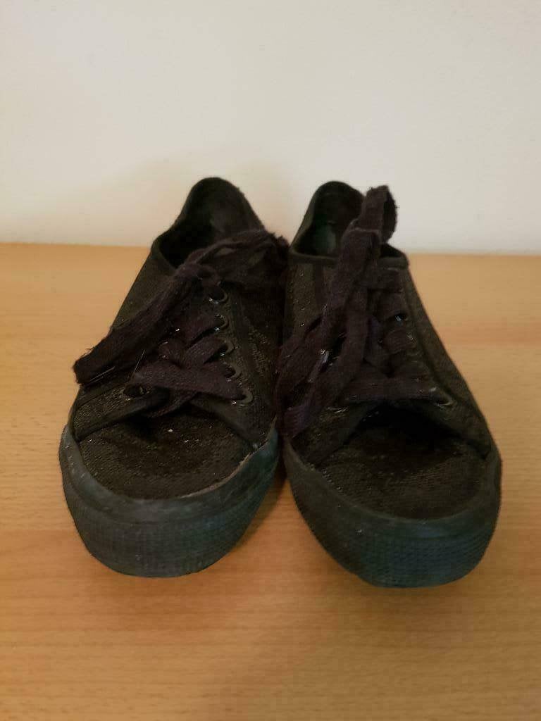 Tango sneakers mt 37!!, Zwart, Ophalen of Verzenden, Sneakers of Gympen, Gedragen