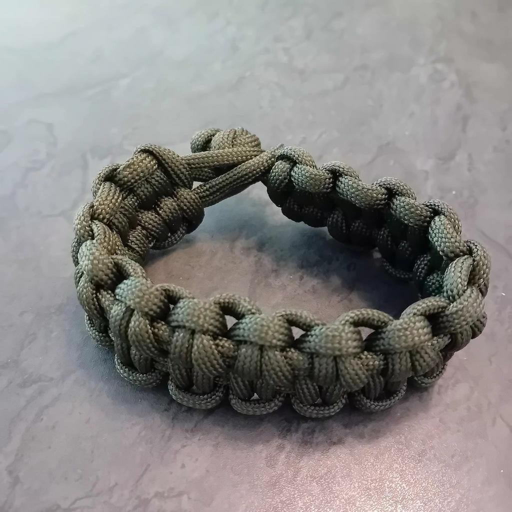 Paracord survival.armband nieuw, Ophalen of Verzenden, Nieuw, Groen, Overige materialen