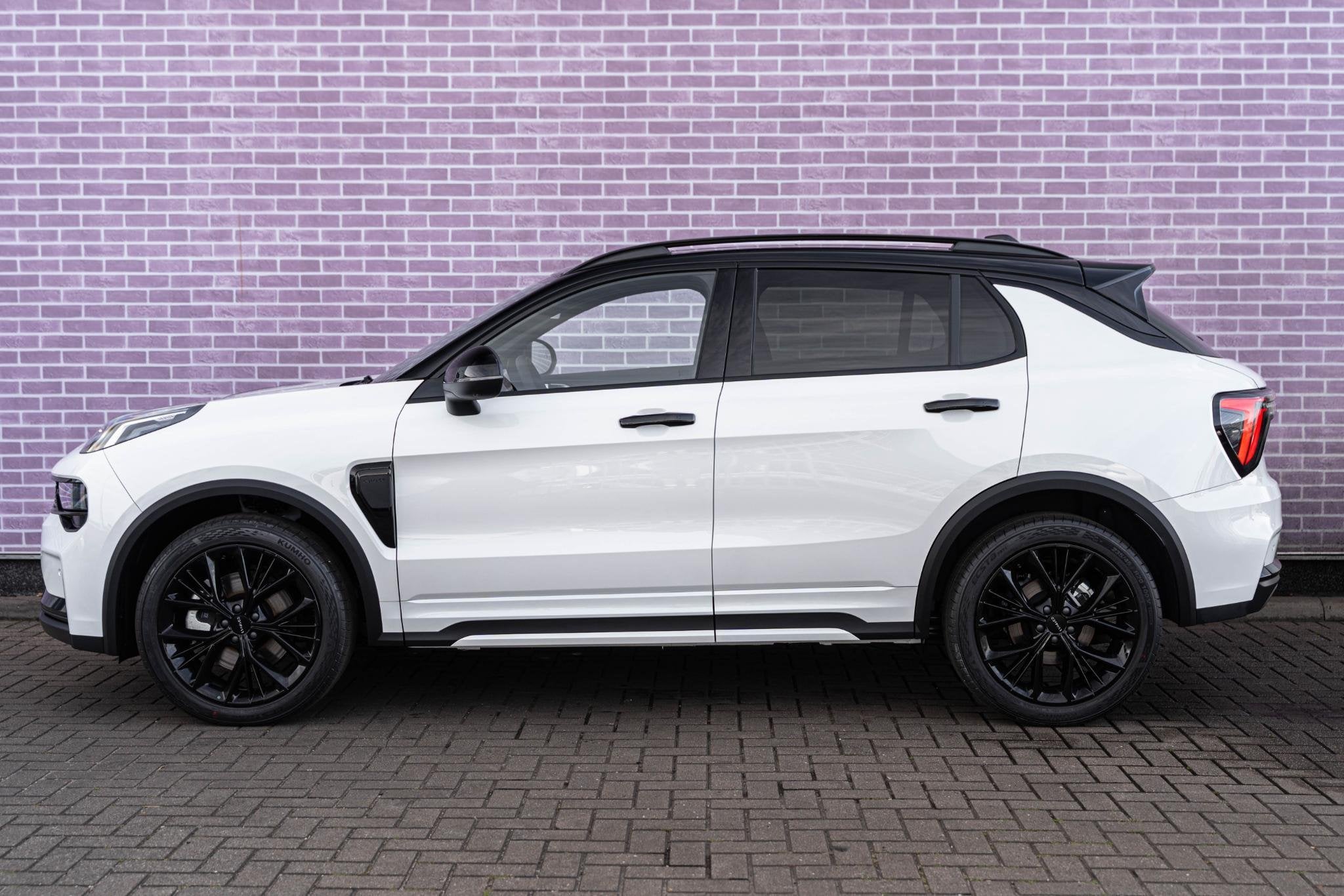 Lynk & Co 01 1.5 Plug-in Hybrid More | PHEV | Trekhaak | Two, Auto's, 4 cilinders, Wit, Bedrijf, Hybride Elektrisch/Benzine