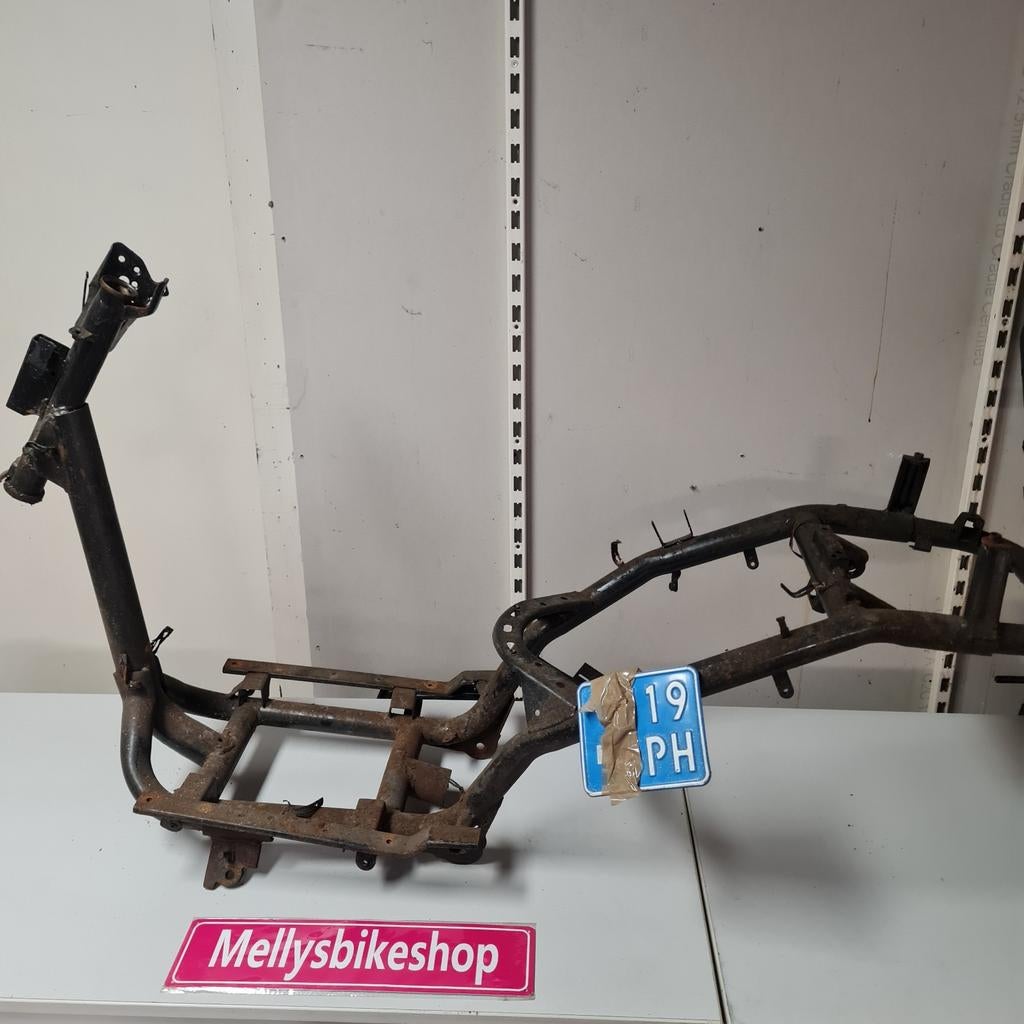 Vespa look frame met snor kenteken WOK ZNEN, Motoren, Ophalen of Verzenden, Znen, Info@znen.nl, NL