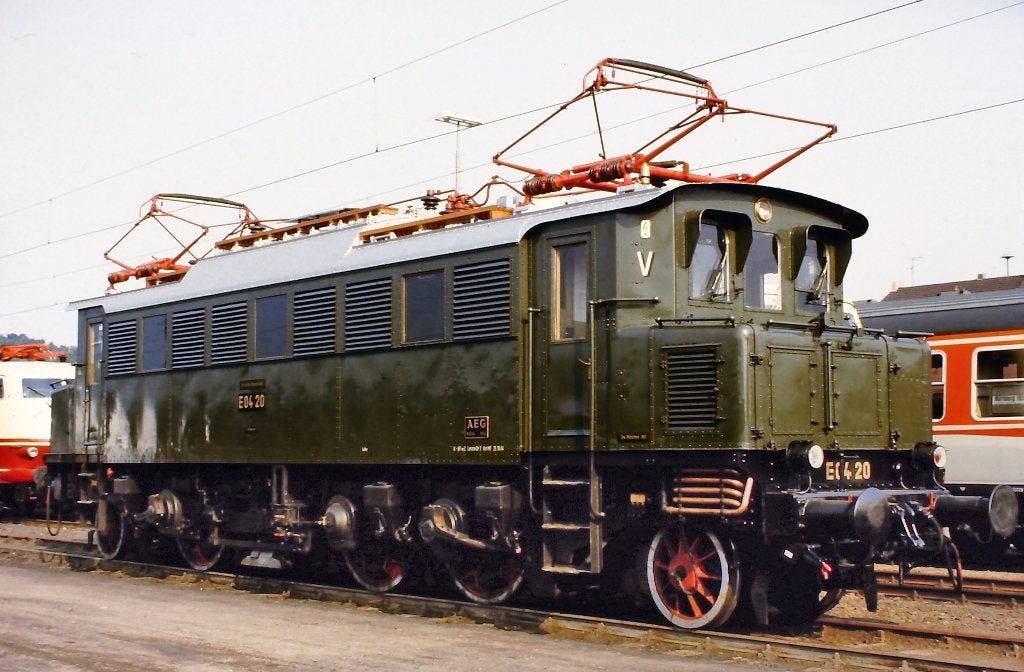 MARKLIN  3049 Duitse 1,Co1, oldtimer loc E 104 021-1 DB, Hobby en Vrije tijd, Modeltreinen | H0, Wisselstroom, Locomotief, Ophalen of Verzenden