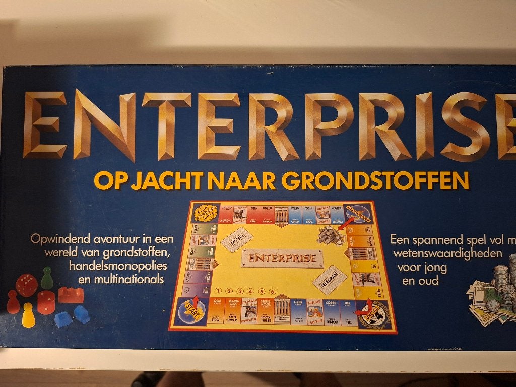 Enterprise - op jacht naar grondstoffen, Hobby en Vrije tijd, Ophalen of Verzenden, Gebruikt