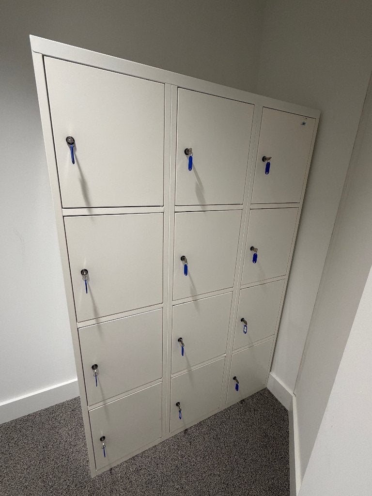 Metalen lockerkast / kast met 12 ruimtes 120x50xH180 cm, 1st, Huis en Inrichting, Kasten | Lockerkasten, Ophalen of Verzenden