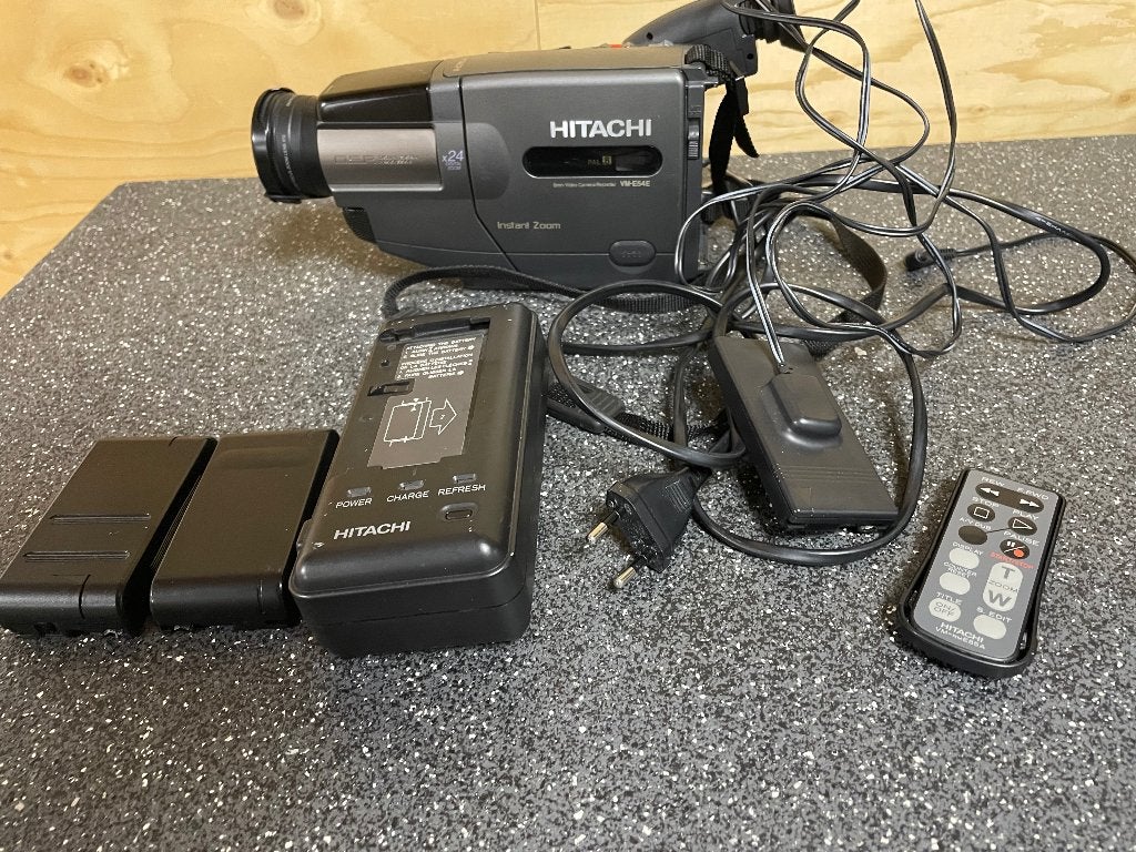 Hitachi video 8 camera, Audio, Tv en Foto, Ophalen, 8mm, Camera