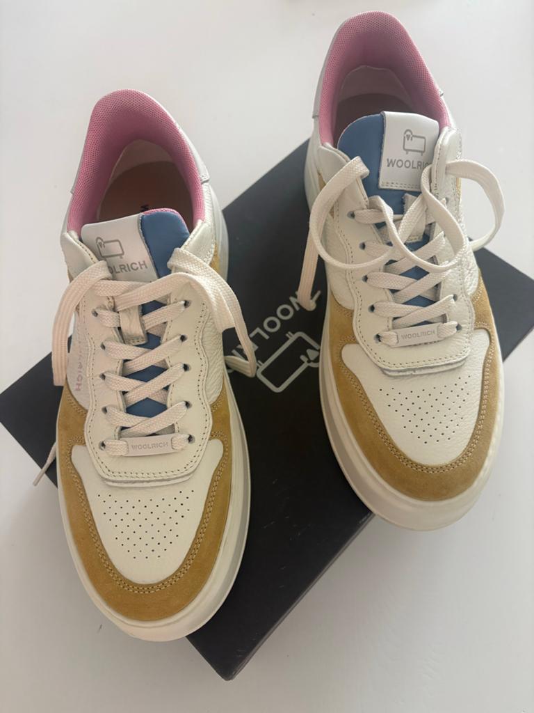 Woolrich sneakers maat 40 zo goed als nieuw met doos, Ophalen of Verzenden, Zo goed als nieuw, Roze, Sneakers of Gympen