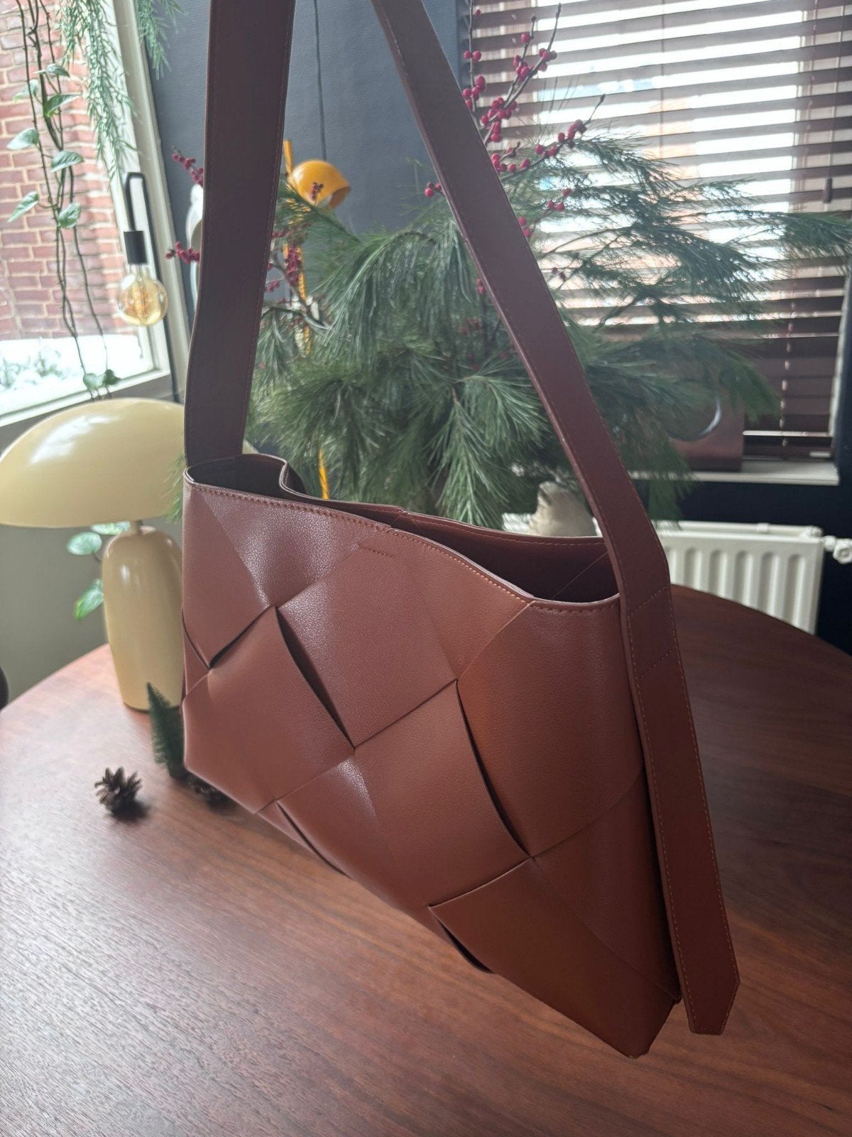 Prachtige bruine gevlochten tas - Zo goed als nieuw, Ophalen, Zo goed als nieuw, Bruin, Handtas