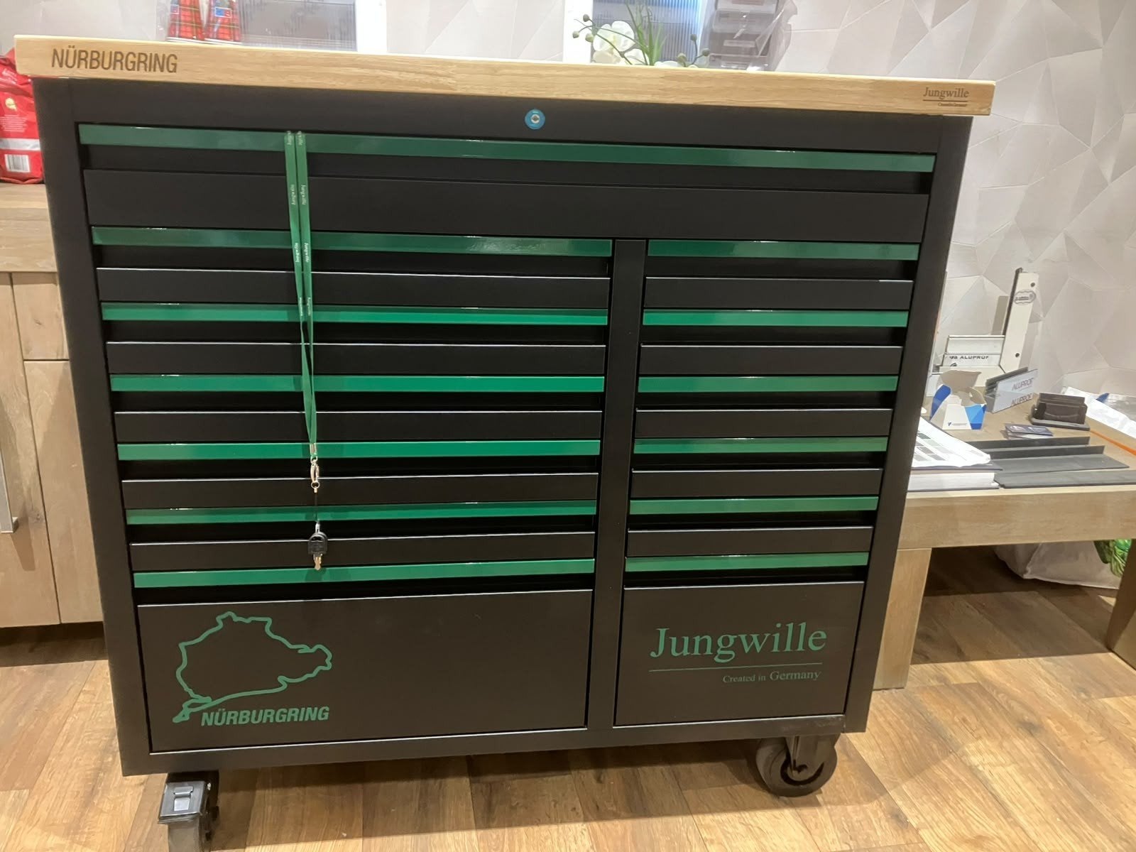 Jungwille JW42XL Gereedschapswagen 281-delig  – Compleet, Ophalen, Gevuld, Nieuw