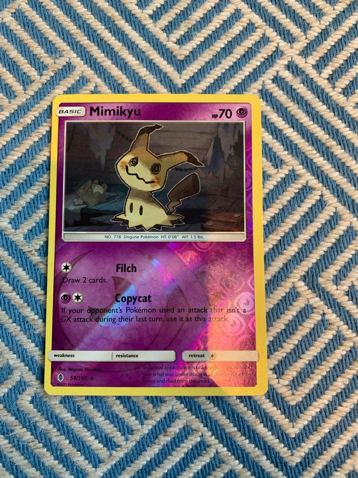 Mimikyu Pokémon Kaart 58/145 - Sun & Moon Guardians Rising, Ophalen of Verzenden, Zo goed als nieuw, Losse kaart, Foil