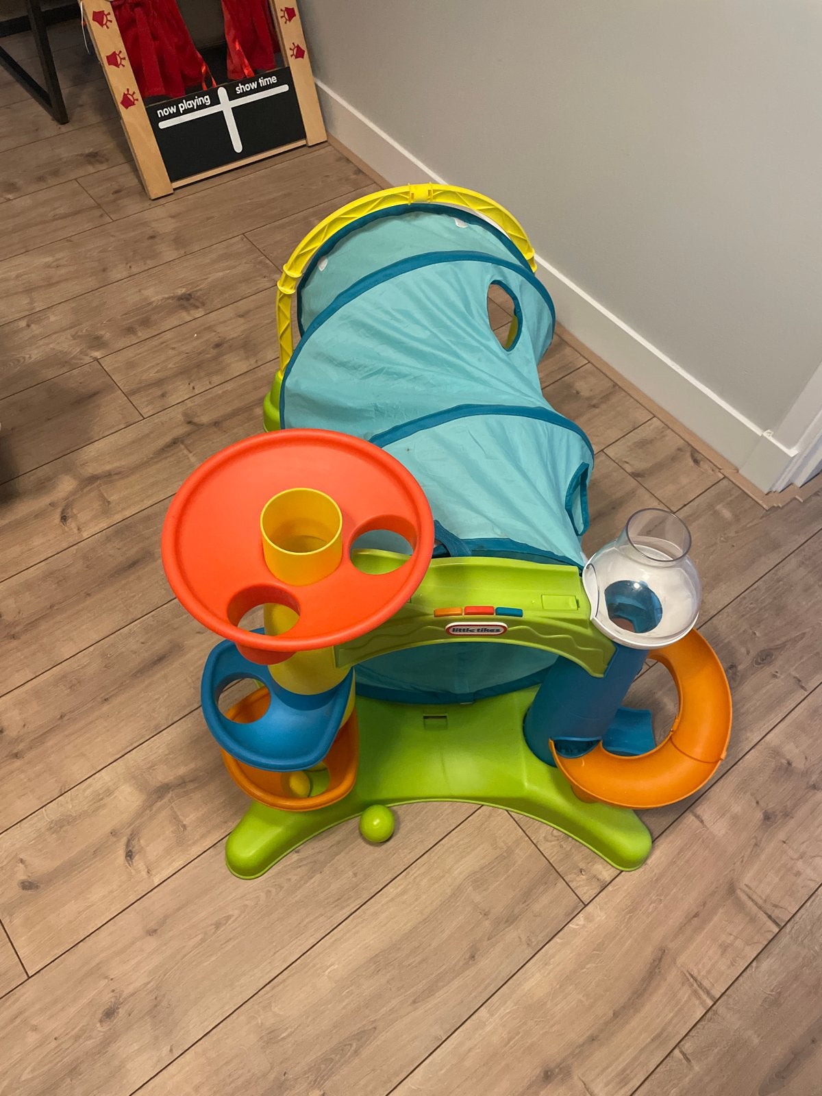 Little Tikes Activity Gym met Ballenbaan en Tunnel, Kinderen en Baby's, Ophalen, Gebruikt, Overige typen