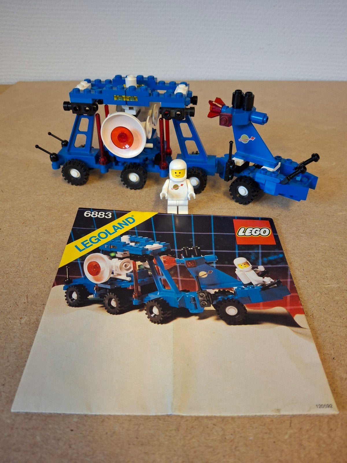 Lego 6883 Terrestrial Rover. Jaren 80 Classic Space, Compleet, Lego, 33 Bath Road, Slough, UK, Lego