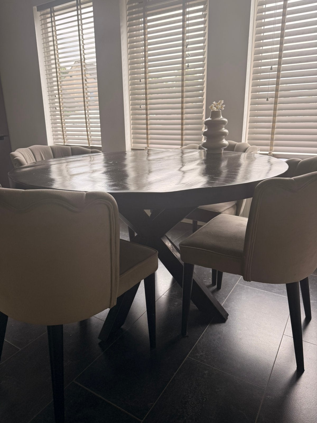 Zwarte eettafel 130 cm, Huis en Inrichting, Tafels | Eettafels, Ophalen, Zo goed als nieuw, Rechthoekig, 100 tot 150 cm