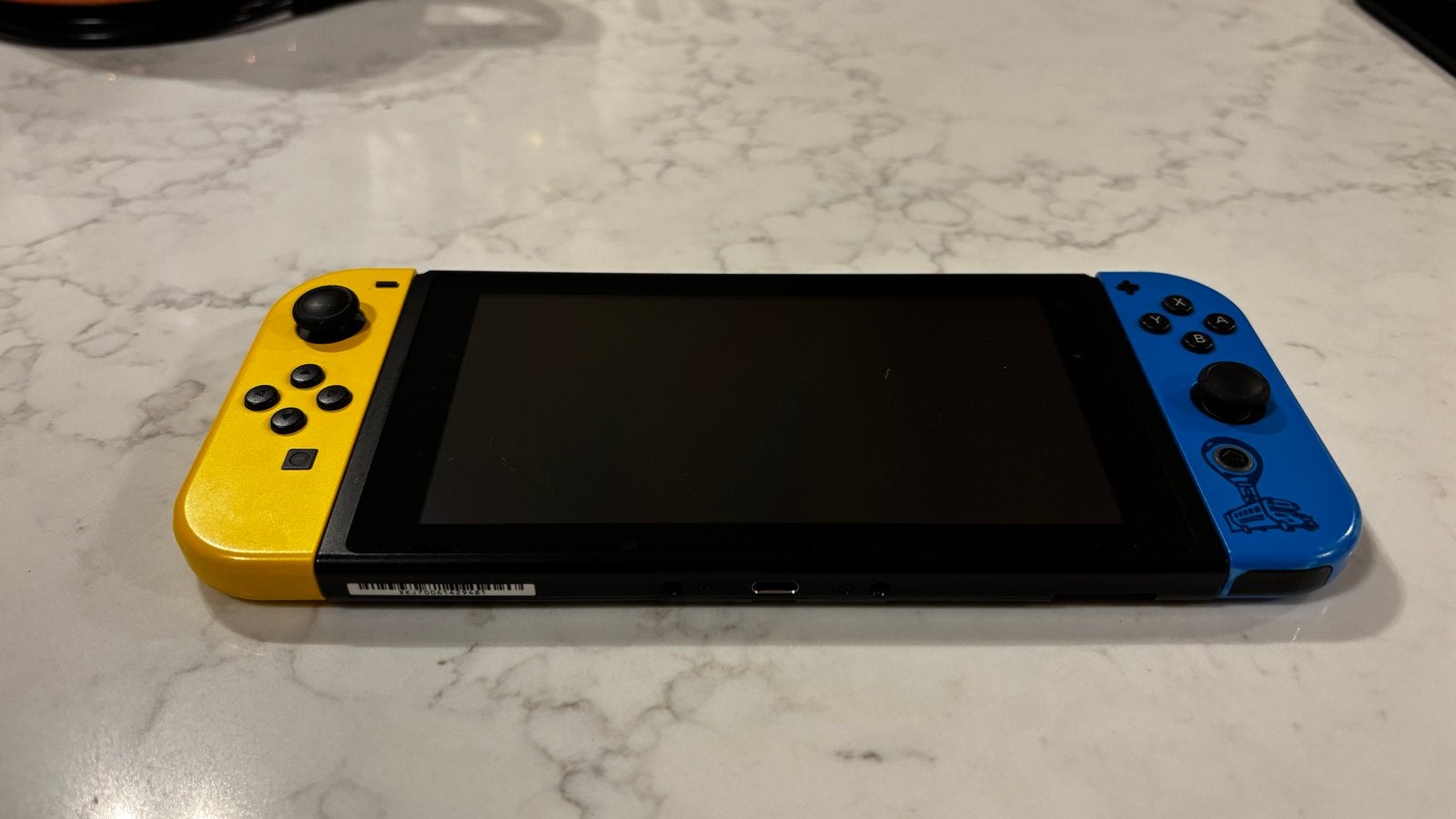 Nintendo Switch limited met controller die nog werkt, Ophalen, Gebruikt, Met 2 controllers, Switch OLED