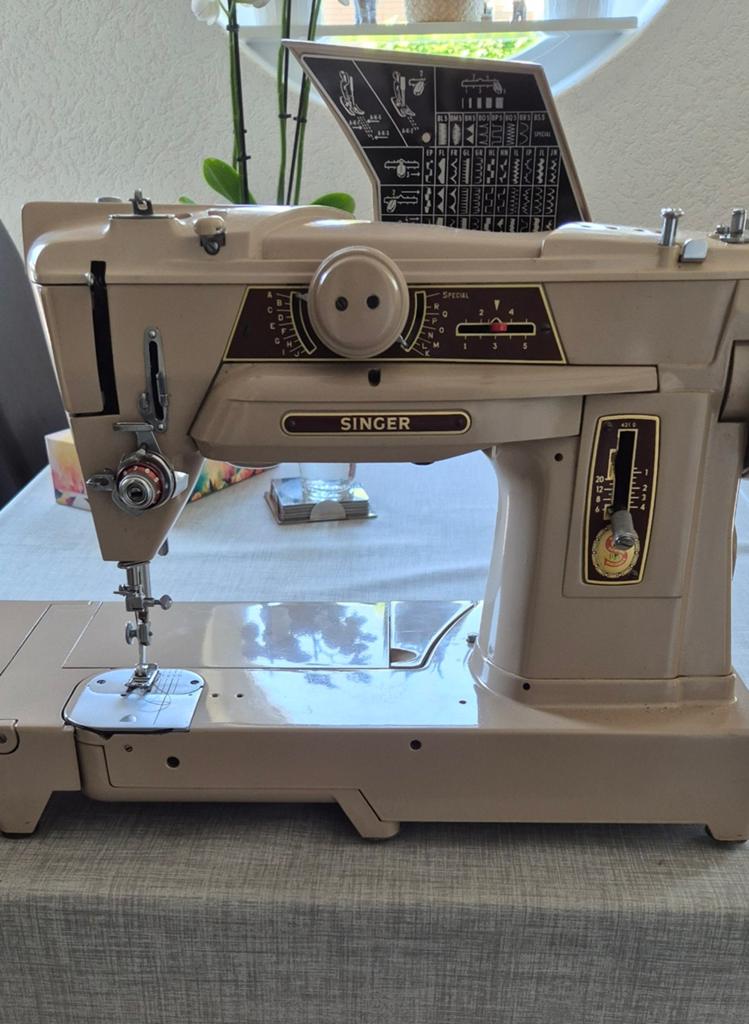 Singer type 401  elektrische naaimachine, Ophalen