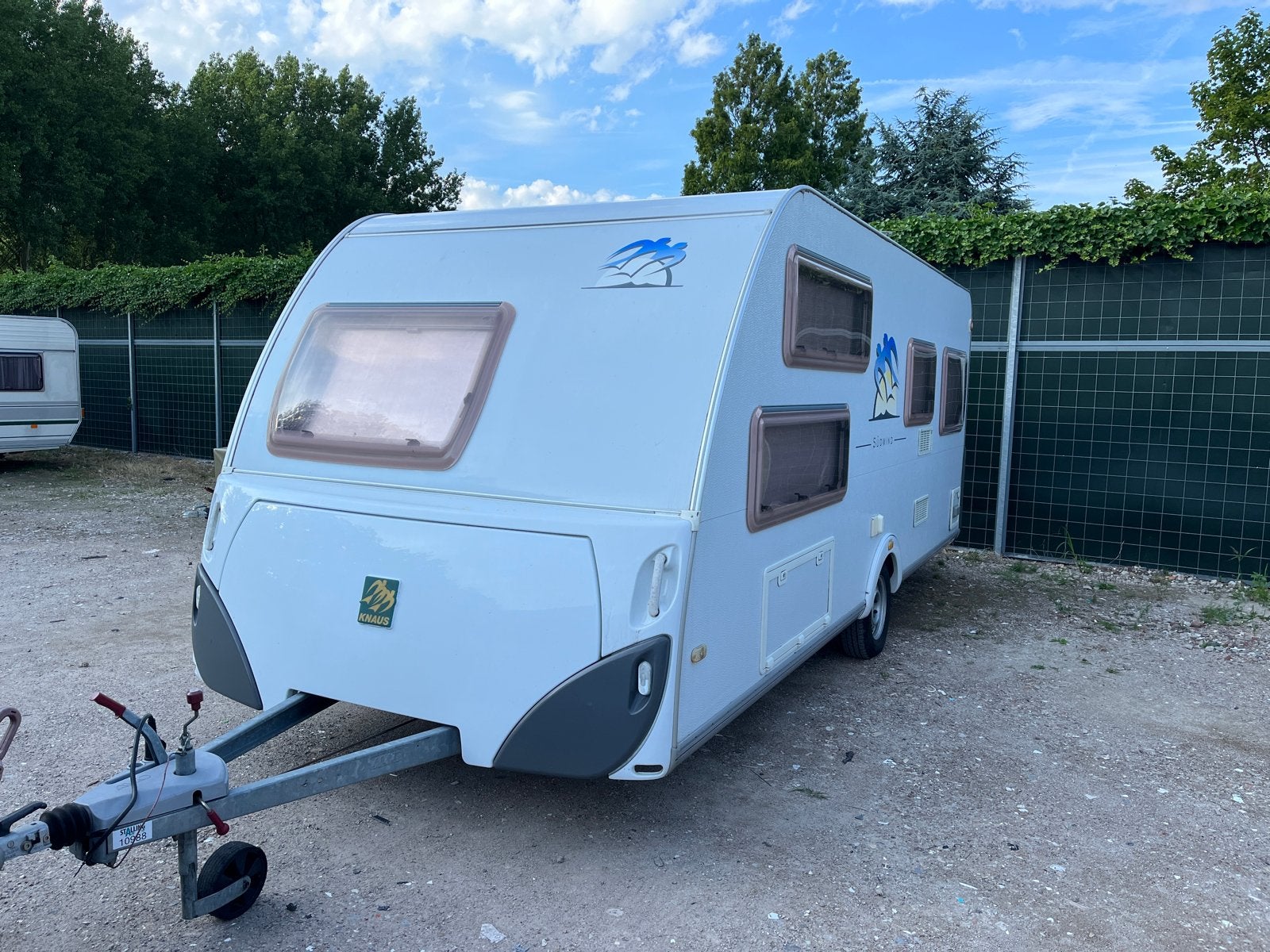 Knaus Sudwind 550 (2005) met Dometic bank airco, Vast bed, Rondzit, Kachel, Particulier