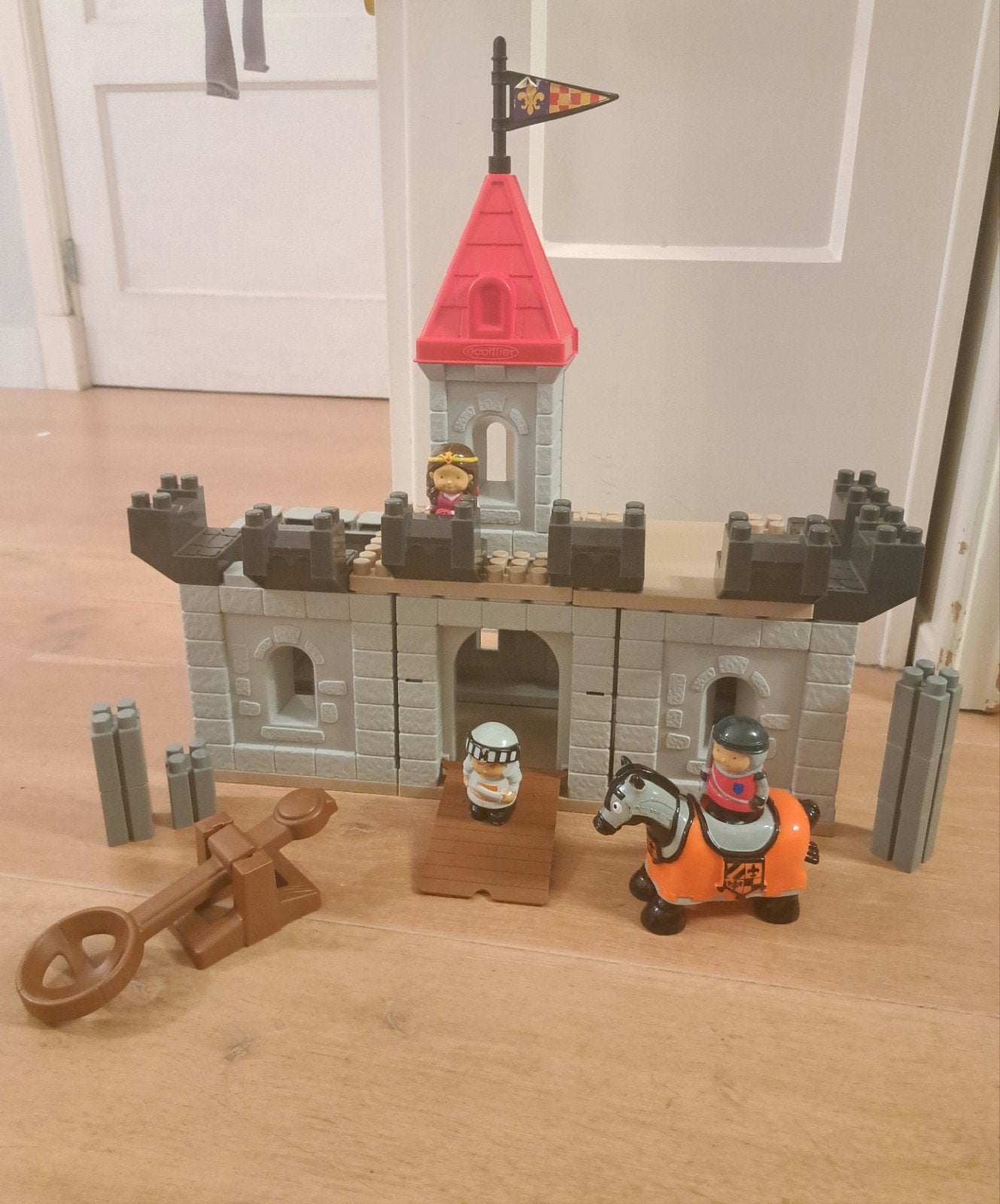 kasteel ecoiffier peuter, Ophalen of Verzenden, Gebruikt, Poppenhuis