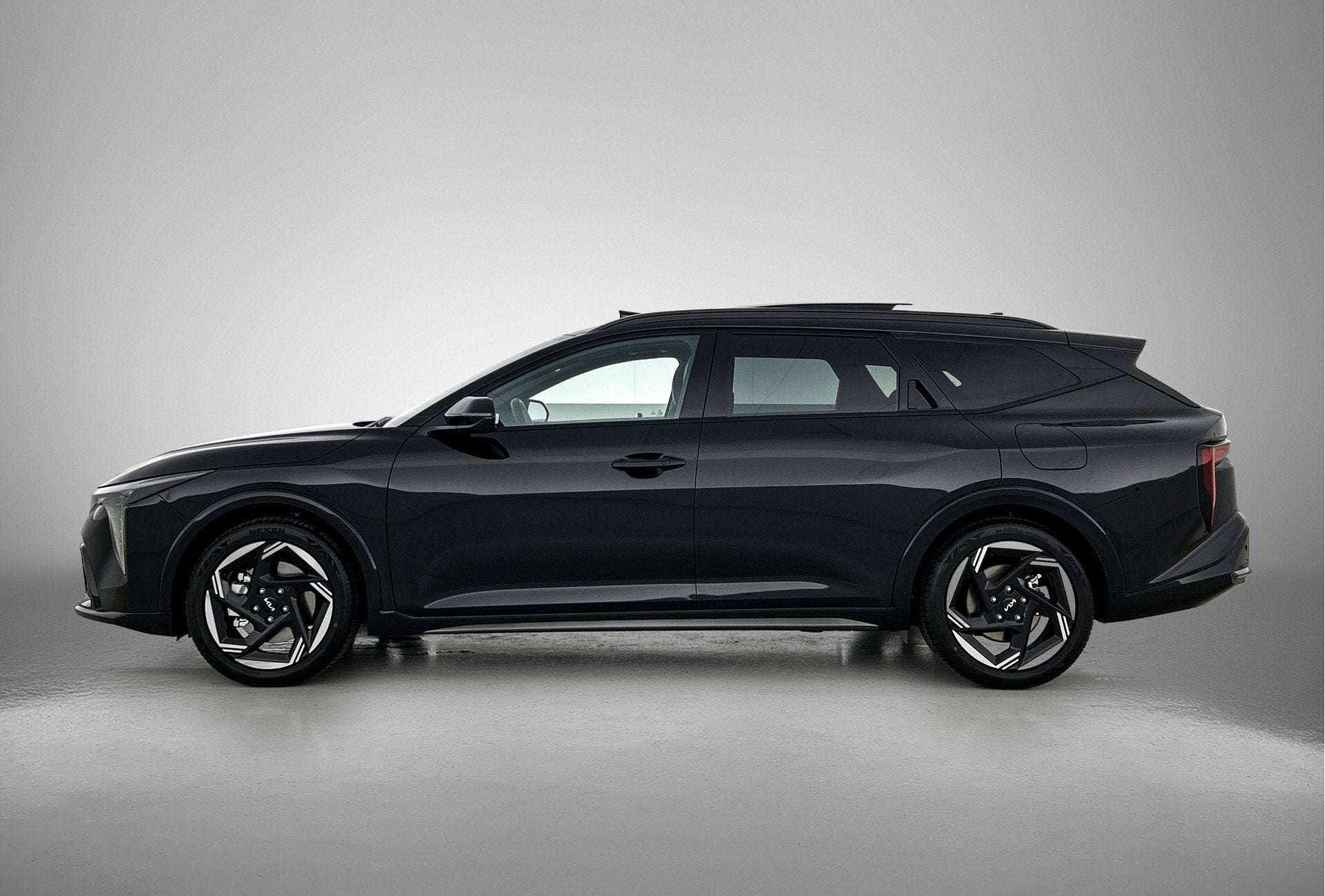 Kia K4 Sportswagon 1.0 T-GDi MHEV GT-Line Launch Edition (pa, Auto's, Kia, 12 maanden, Stof, 116 pk, Zwart