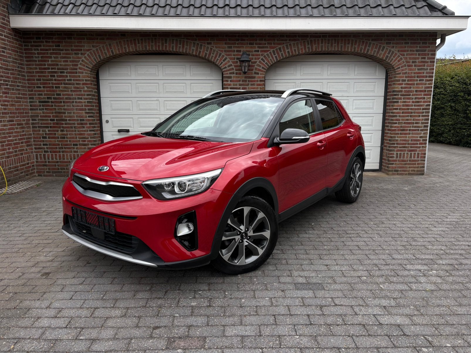 Kia Stonic 1.0 T-GDI Full Option Rood, Auto's, Stof, Zwart, Bedrijf, Handgeschakeld
