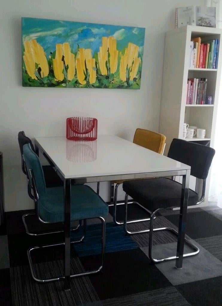 Eettafel / bureau (zonder stoelen)