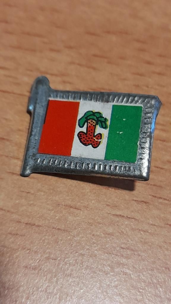 Vlag van Mexico met cactus afbeelding, Ophalen