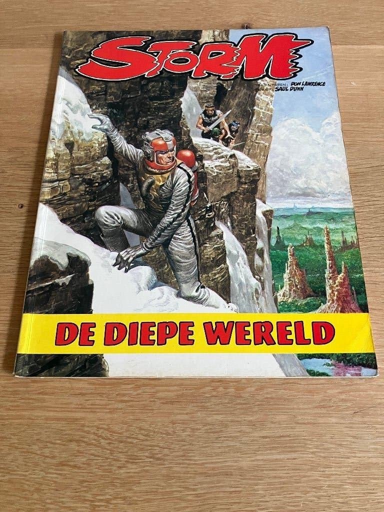 Storm deel 1 De Diepe Wereld 1e druk SC 1978, Boeken, Gelezen, Eén stripboek, Ophalen of Verzenden, Sam Dunn/Don Lawrence