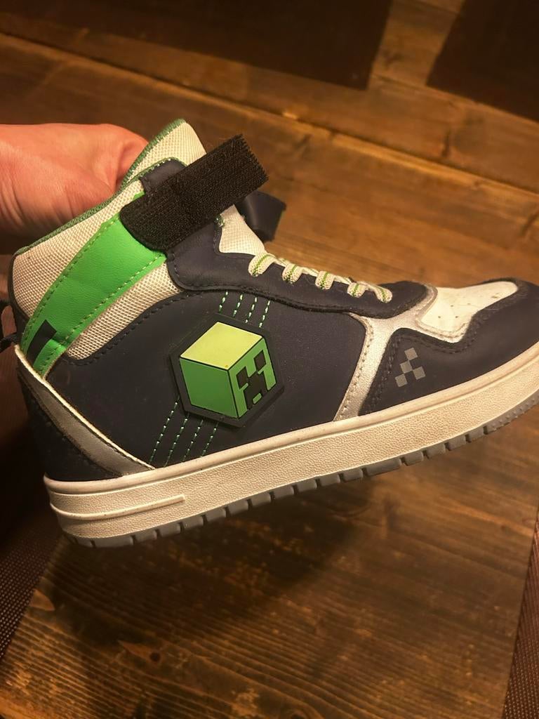 Minecraft schoenen maat 35, Ophalen, Zo goed als nieuw, Jongen of Meisje, Schoenen