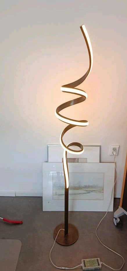 Moderne Spiraal LED Vloerlamp - HighLight V4577.22, Ophalen, Modern, Industrieel, Design, Overige fittingen, Zo goed als nieuw