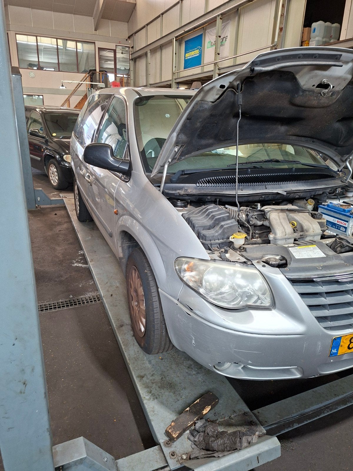Diversen onderdelen beschikbaar voor Chrysler Voyager, Ophalen of Verzenden, Gebruikt, Chrysler