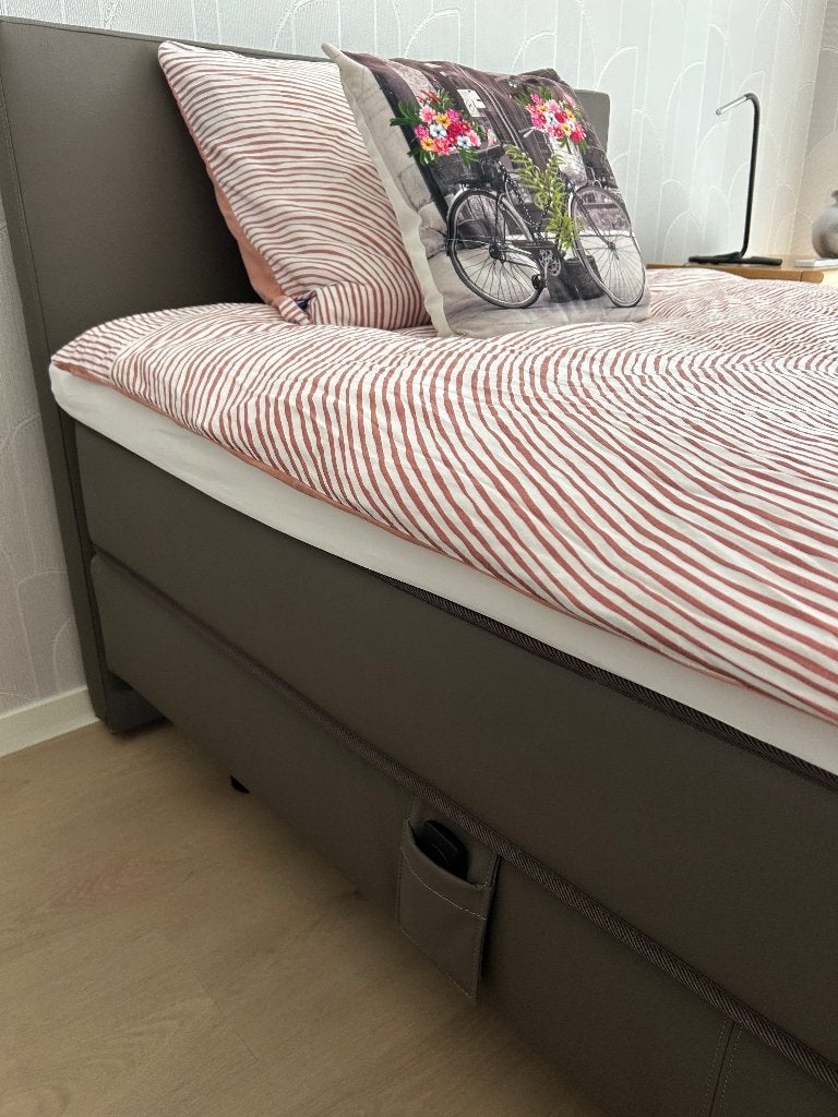 Auping bed, Huis en Inrichting, Slaapkamer | Bedden, Ophalen, Verstelbaar, Zo goed als nieuw, 120 cm