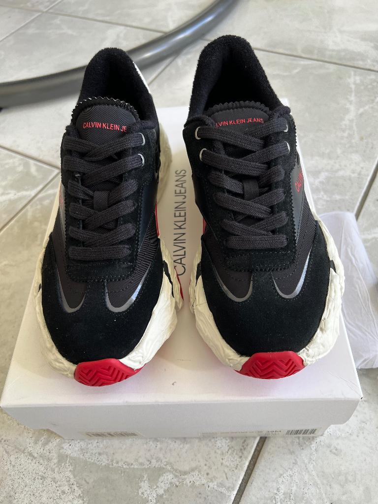 Calvin Klein Jeans Sneakers Solaris maat 39 kleur black, Kleding | Dames, Schoenen, Verzenden, Zwart, Nieuw, Sneakers of Gympen