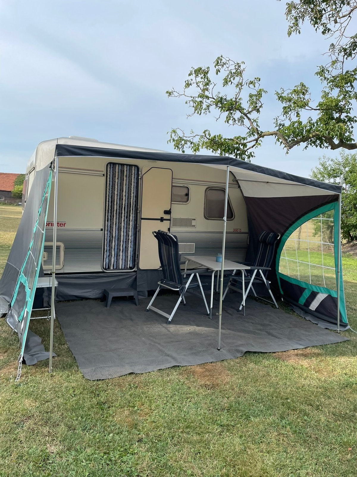 Te koop Beyerland caravan sprinter 390-D met mover, Mover, Treinzit, Particulier, Beyerland