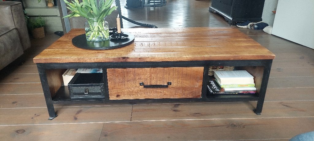 Mooie Salontafel indusy mango hout, Huis en Inrichting, Tafels | Salontafels, Ophalen, Overige materialen, 100 tot 150 cm, 50 tot 100 cm