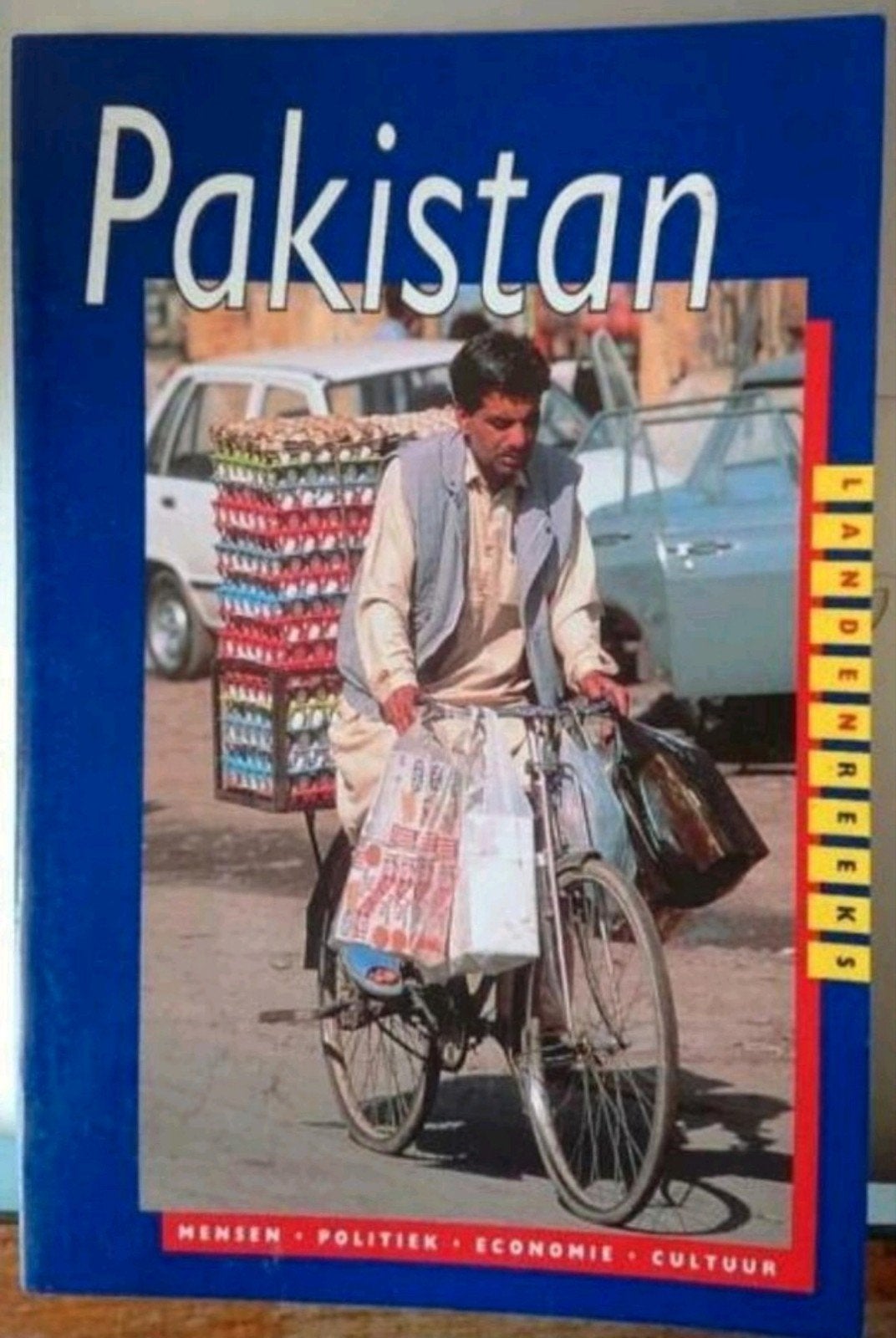Pakistan Landenreeks over mensen, politiek, economie+cultuur, Ophalen of Verzenden, Zo goed als nieuw, Azië