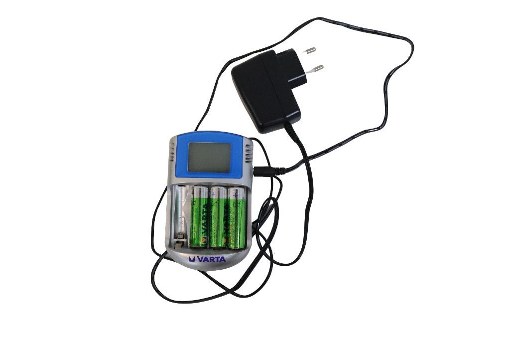 Varta lader + oplaadbatterijen