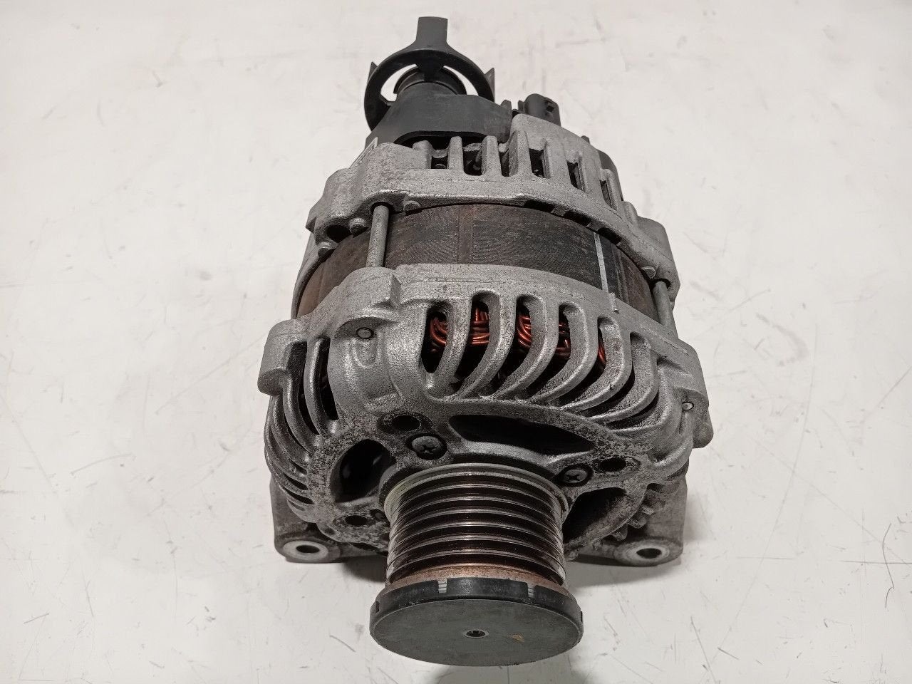 Dynamo Renault Clio, Onderdelen@venauto.nl, Gebruikt, Ettenseweg 76, 4706 PB Roosendaal, The Netherlands, Herkomst onderdeel bekend
