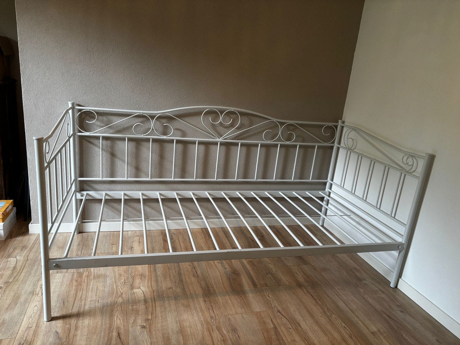 Metalen bedframe 90x200 - Wit, eenpersoons, Huis en Inrichting, Ophalen, Gebruikt, 90 cm, Eenpersoons