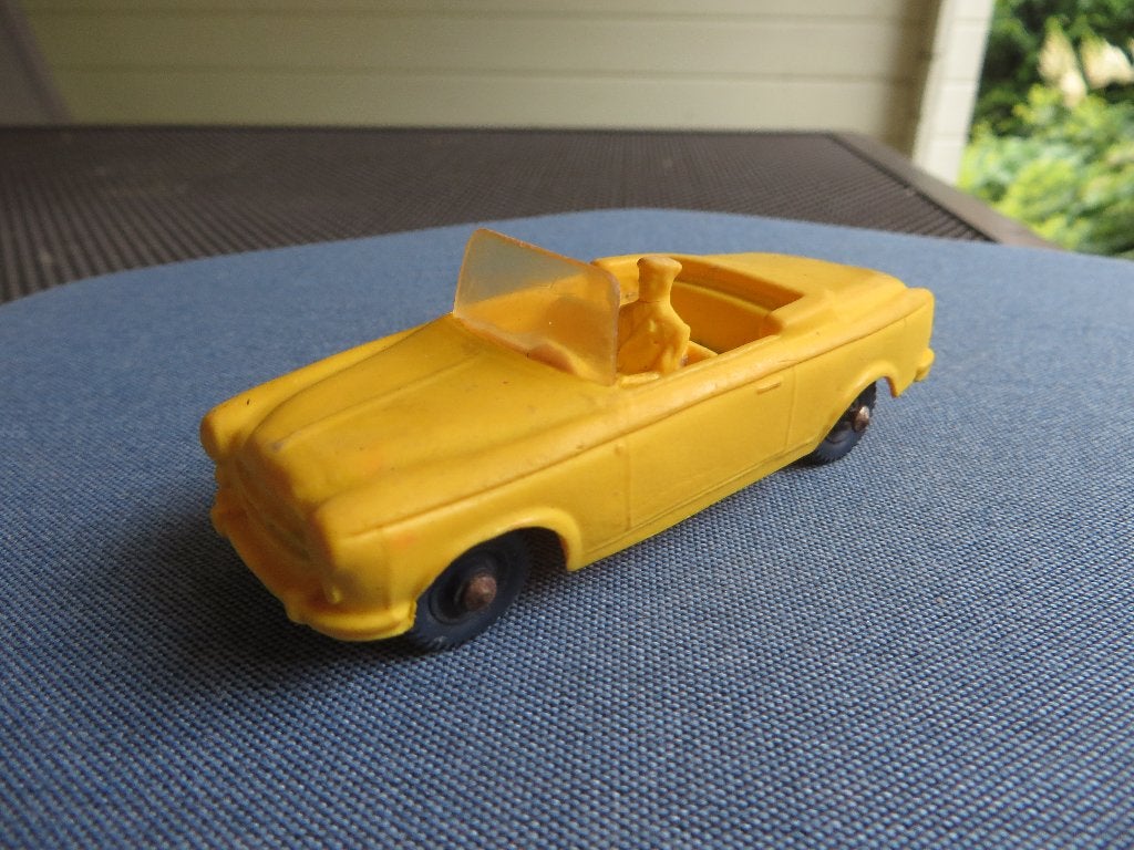 Tomte Laerdal Peugeot 403 Cabriolet geel, Ophalen of Verzenden, Gebruikt, Auto, Norev