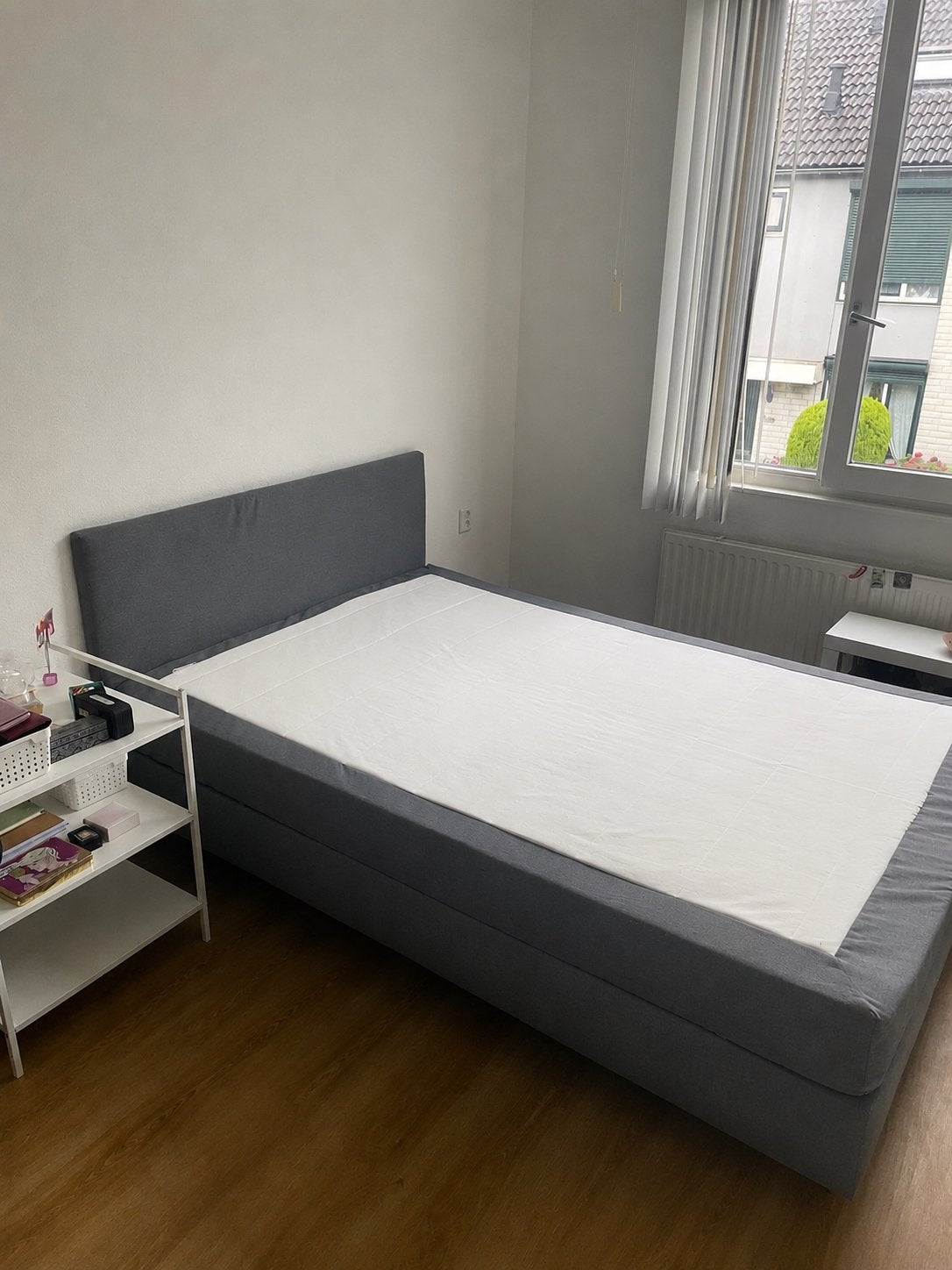 Ikea Sabovik Bed (140x200cm), Ophalen, Zo goed als nieuw, Tweepersoons, 140 cm