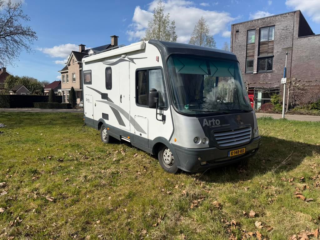 Caravans And Camping Niesmann