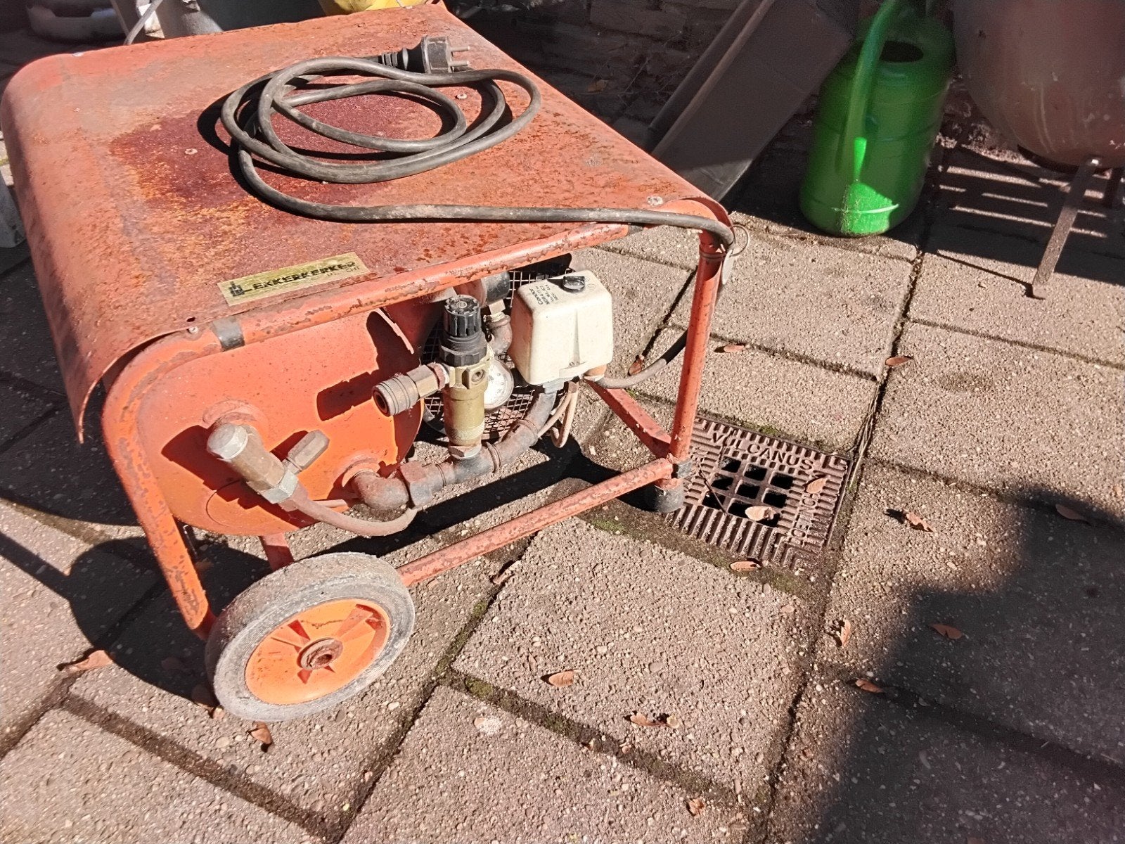 SPERO Professionele Compressor - 10 bar, 160 l/min, 30L, Ophalen, Gebruikt, 10 bar of meer, Minder dan 200 liter/min