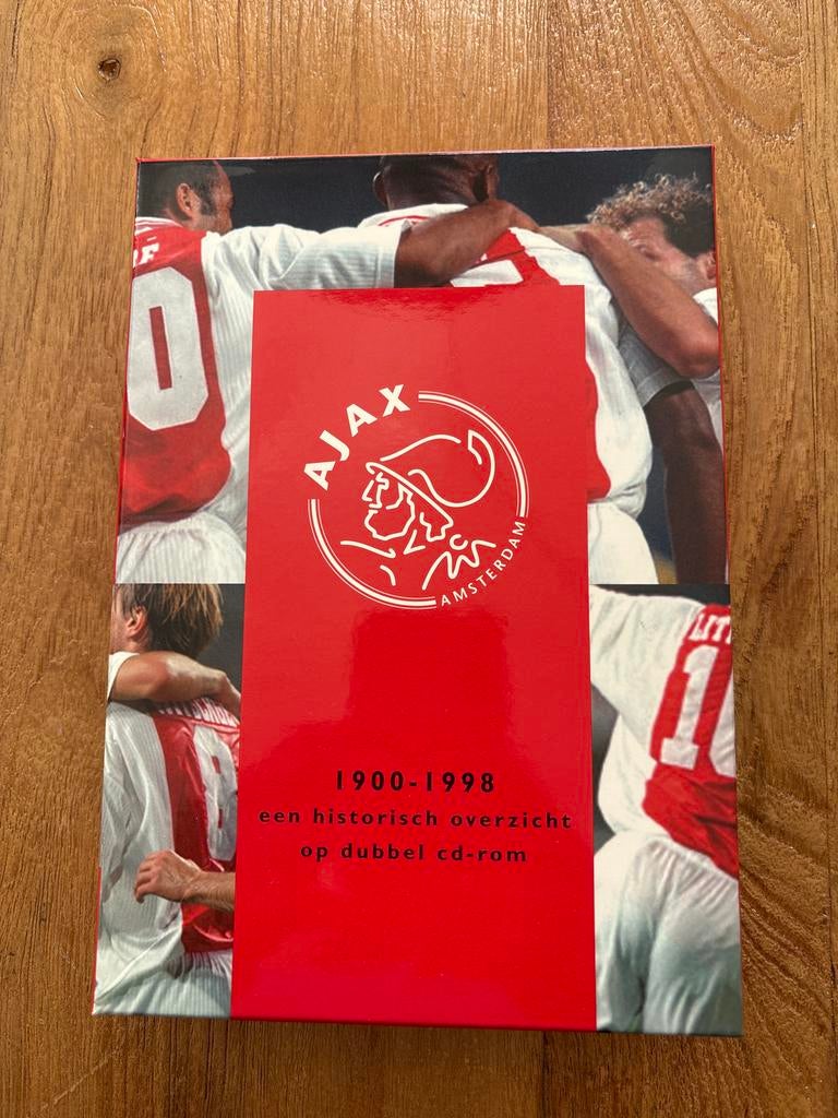 Ajax Story 1900-1998 Dubbel CD-ROM Historisch Overzicht, Verzamelen, Ophalen of Verzenden, Zo goed als nieuw