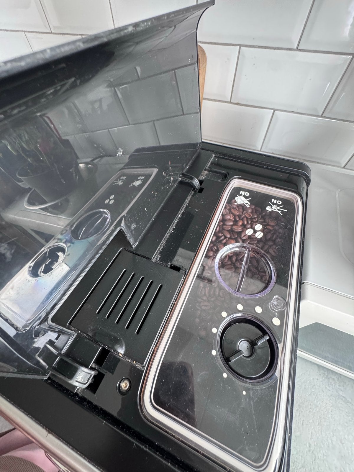 Foto 5 van Saeco Koffiemachine - Zeer goede staat, incl. koffie & r