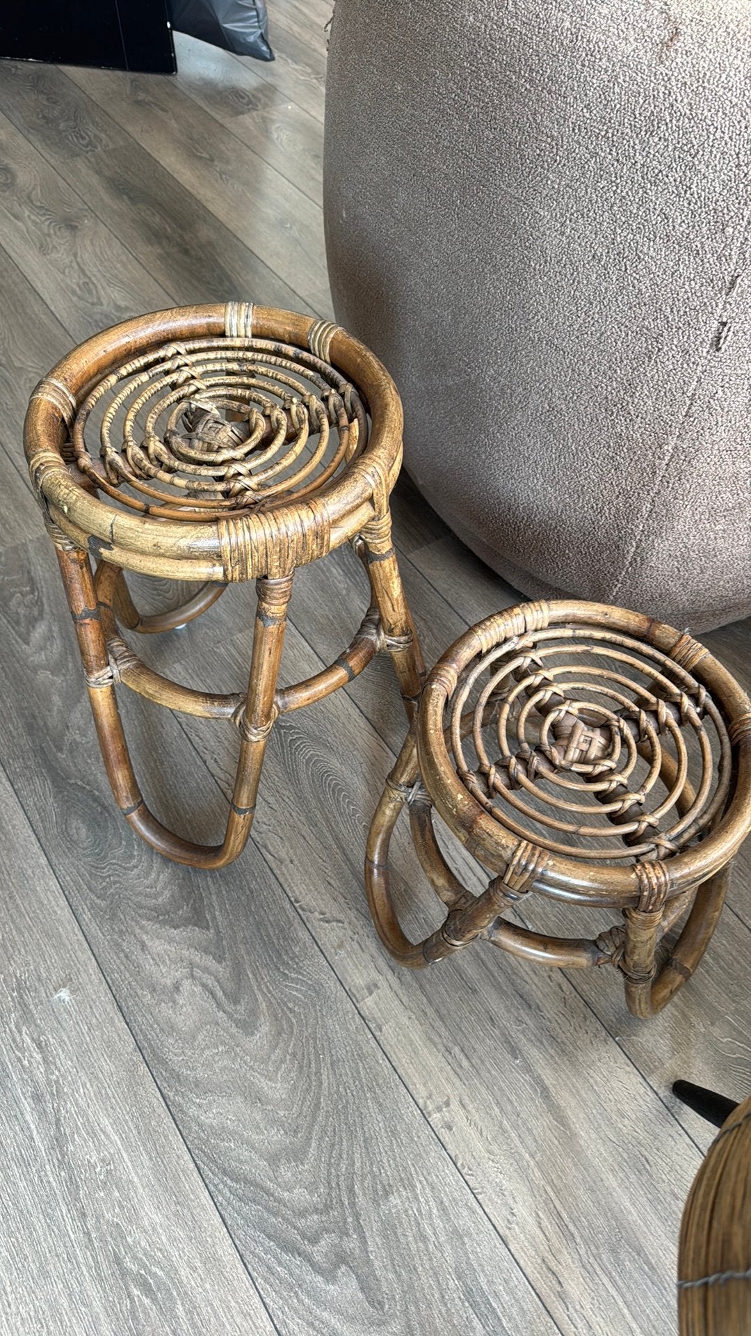 Plantenstandaard rotan, Huis en Inrichting, Ophalen of Verzenden, Zo goed als nieuw, Hout