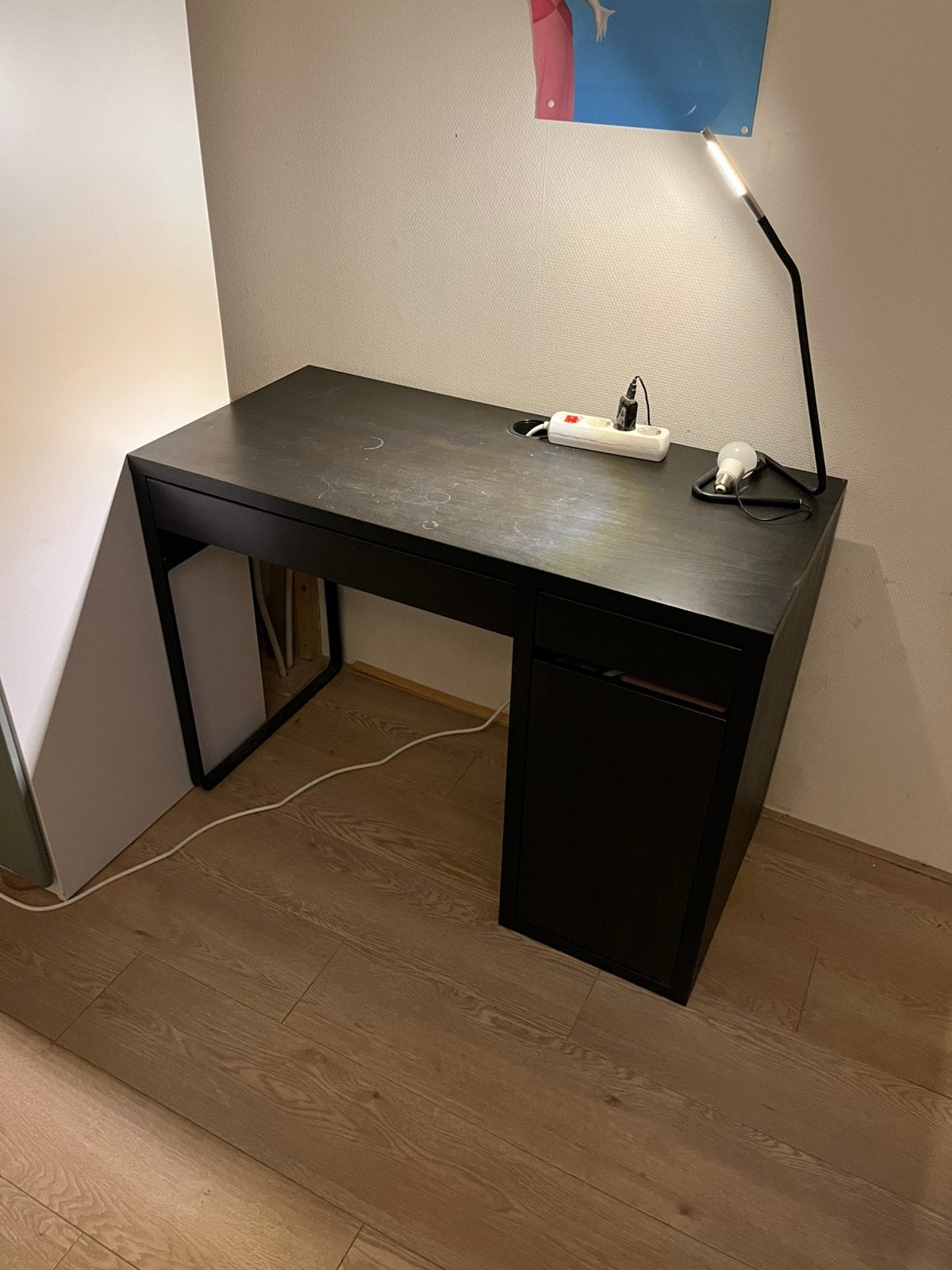 Ikea bureau met lade en opbergruimte (zwart), Ophalen, 105 cm, Zo goed als nieuw, IKEA