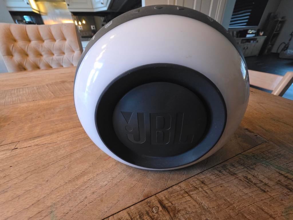 JBL Wekkerradio Speaker - Compact en Stijlvol, Audio, Tv en Foto, Radio's, Zo goed als nieuw, Radio, Ophalen of Verzenden