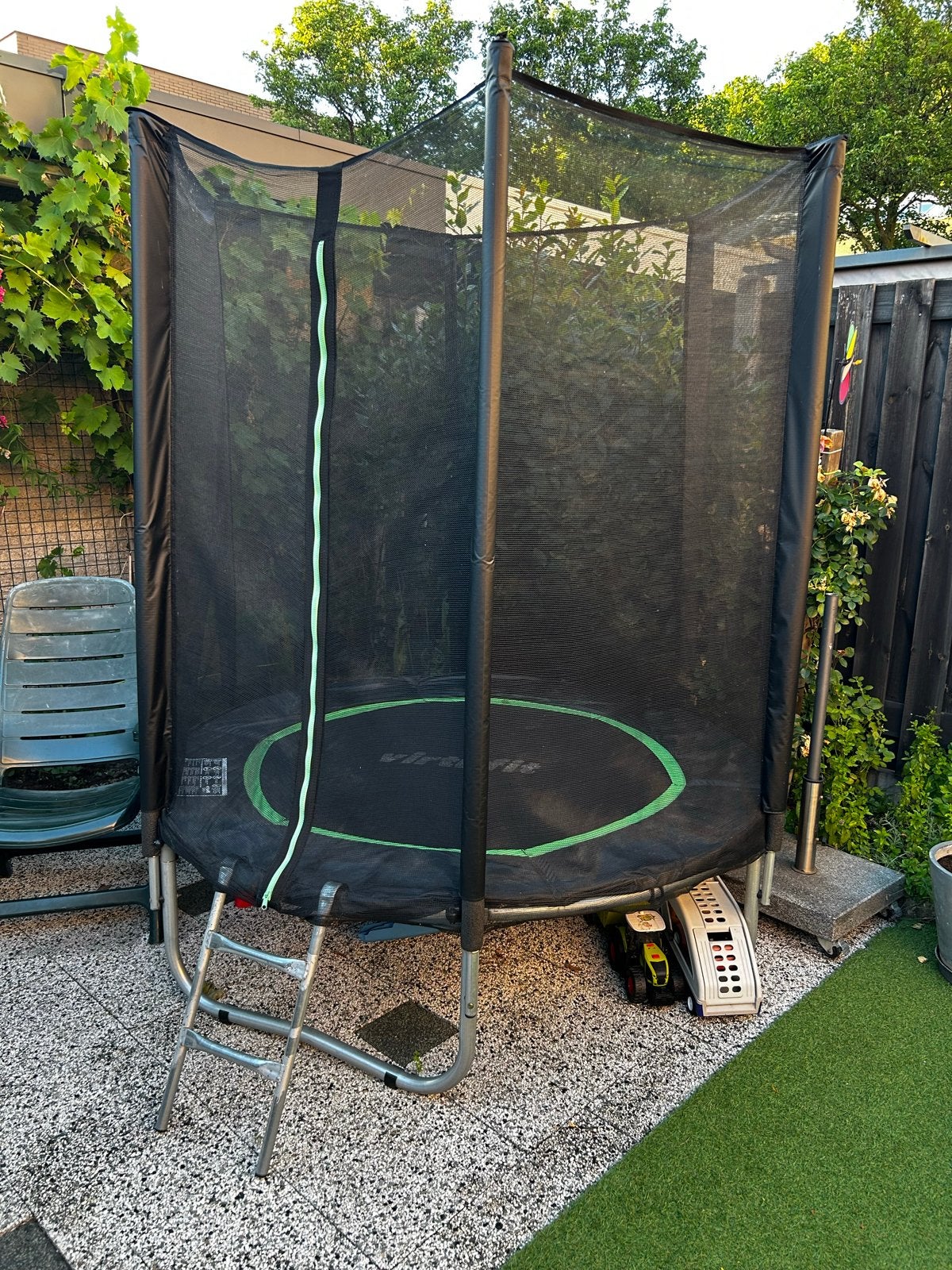 VirtuFit Trampoline - 183 cm, Kinderen en Baby's, Speelgoed | Buiten | Trampolines, Ophalen, Zo goed als nieuw