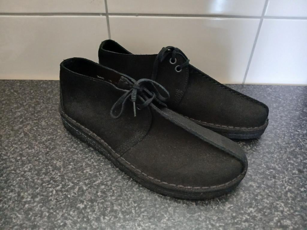 Clarks Desert Trek zwart suede maat 41,5, Zwart, Clarks, Ophalen of Verzenden, Zo goed als nieuw