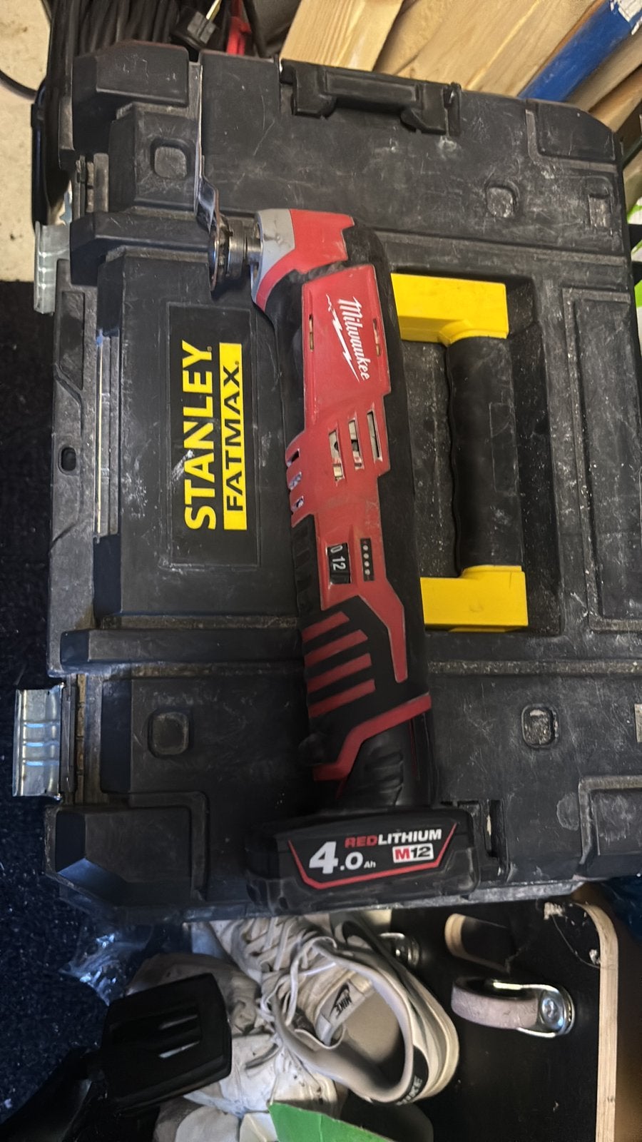 Milwaukee Multitool met 4AH accu, Ophalen of Verzenden, Zo goed als nieuw