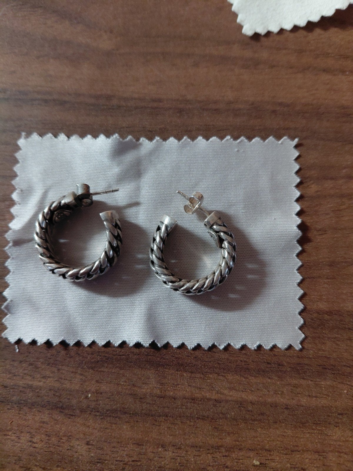 Budda to buddah oorbellen, Ophalen of Verzenden, Zo goed als nieuw, Zilver, Overige materialen