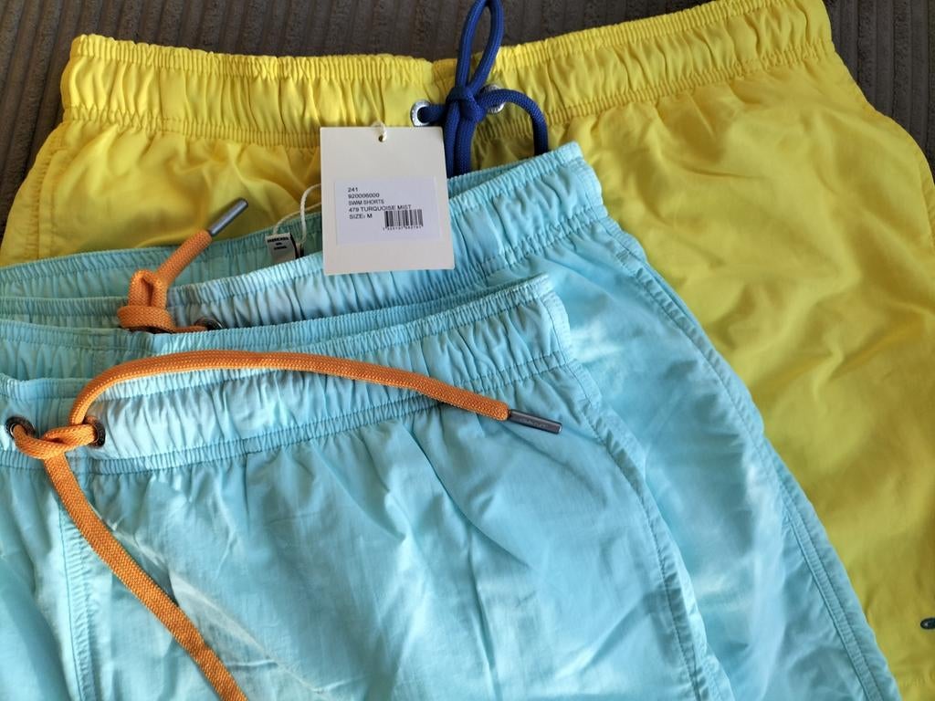 Zwembroeken Gant maat M en L, Kleding | Heren, Badmode en Zwemkleding, Ophalen of Verzenden
